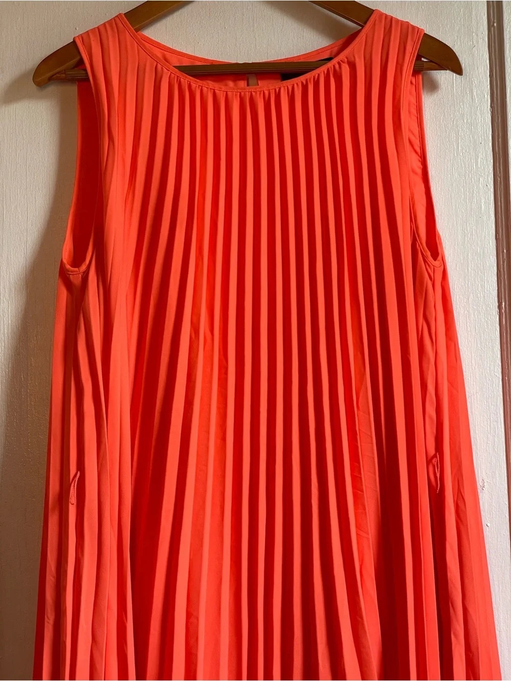 Banana Republic Coral Pleated Sleeveless Shift Dress Size 12 - Picture 4 of 15